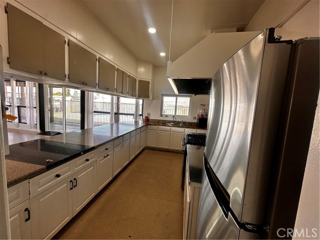 Detail Gallery Image 10 of 14 For 220 N El Camino Real #13,  Oceanside,  CA 92054 - 3 Beds | 2 Baths