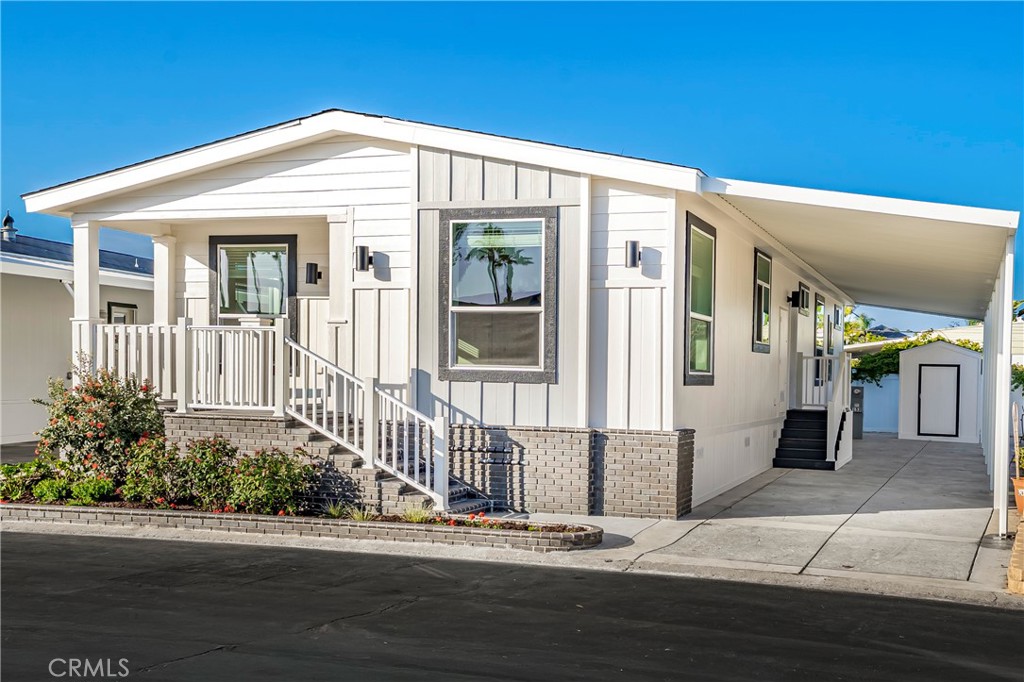 7205 Santa Barbara Street