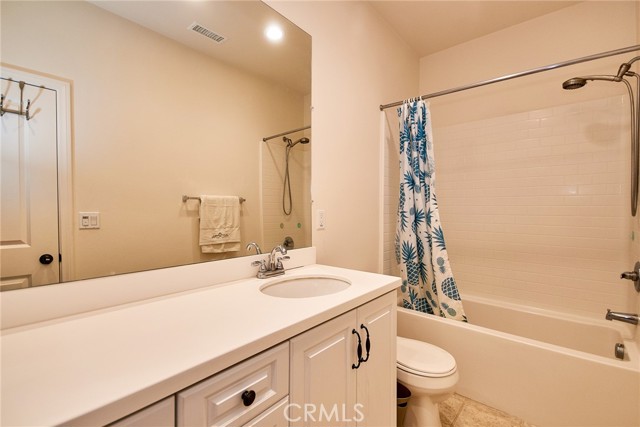 3125 S Claremont Drive, Ontario CA: https://media.crmls.org/medias/37f6b122-0f13-4c3d-8192-578cc28a88ea.jpg