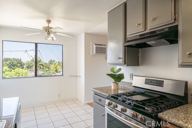 Detail Gallery Image 10 of 27 For 4591 Orange #302,  Long Beach,  CA 90807 - 2 Beds | 2 Baths