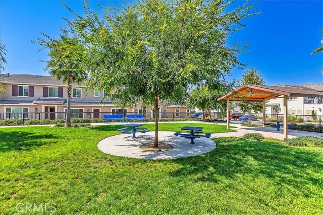 Detail Gallery Image 43 of 54 For 16040 Jamie Ln #8,  Fontana,  CA 92336 - 3 Beds | 2 Baths