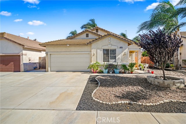 Detail Gallery Image 1 of 1 For 8033 David Way, Jurupa Valley,  CA 92509 - 3 Beds | 2 Baths