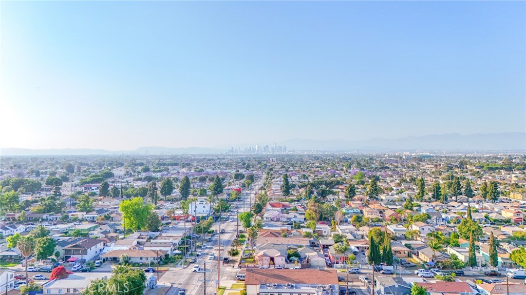 https://media.crmls.org/medias/37fa8c48-93a1-4745-baaa-de035b836414.jpg?preset=X-Large