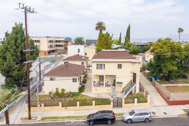 317 N Occidental Boulevard, Los Angeles CA: https://media.crmls.org/medias/37fca2c1-c74f-4553-818d-adf68f74cafb.jpg