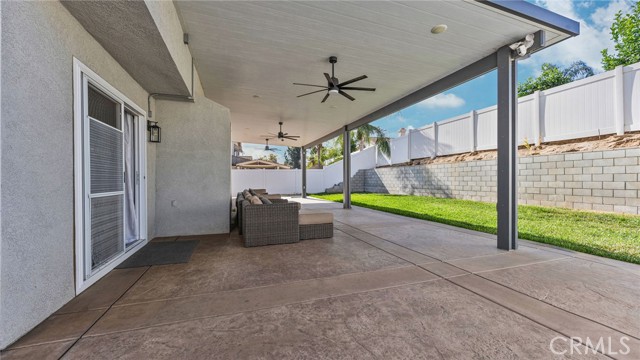 8377 Yarrow Lane, Riverside CA: https://media.crmls.org/medias/37fd093e-c378-480c-83f6-da6181b2ffb4.jpg