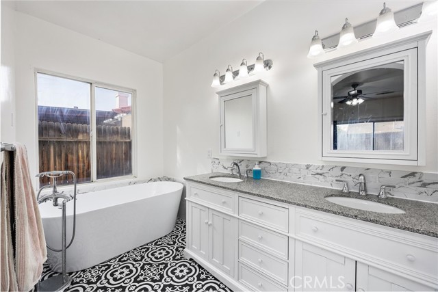 Detail Gallery Image 21 of 39 For 9801 Marby Grange, Bakersfield,  CA 93312 - 4 Beds | 2 Baths