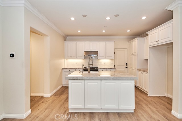 Detail Gallery Image 10 of 36 For 2437 Sanabria Ln, Brea,  CA 92821 - 3 Beds | 2/1 Baths