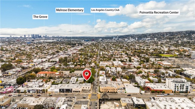 7116 Waring Avenue, Los Angeles CA: https://media.crmls.org/medias/37fdd513-5ae7-4d3f-a46b-6783b19cf7b4.jpg