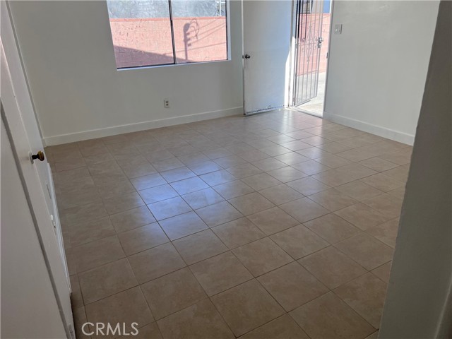 Detail Gallery Image 17 of 20 For 8954 S Gate, South Gate,  CA 90280 - – Beds | – Baths