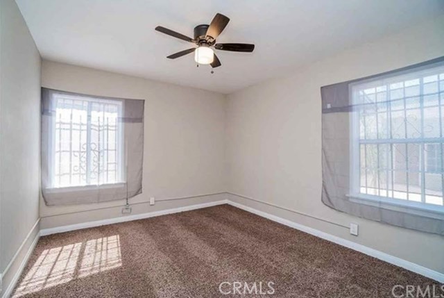 Detail Gallery Image 3 of 12 For 636 W 107th, Los Angeles,  CA 90044 - 3 Beds | 2 Baths