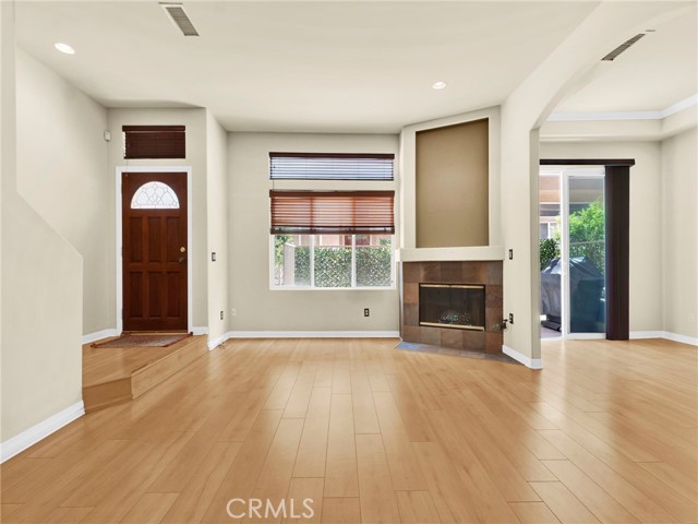 Detail Gallery Image 21 of 38 For 5242 Vesper #7,  Sherman Oaks,  CA 91411 - 3 Beds | 3 Baths