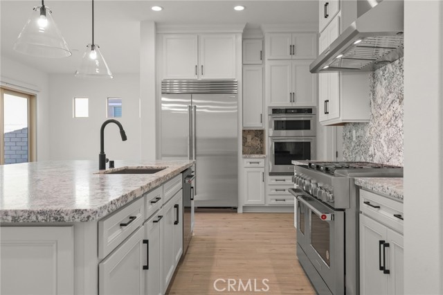 Detail Gallery Image 4 of 75 For 11763 Quailrun Ct, Chatsworth,  CA 91311 - 5 Beds | 6 Baths