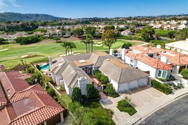 5 Marbella, Dana Point CA: https://media.crmls.org/medias/380104b5-4992-43d4-872d-9571f0b63e53.jpg
