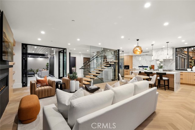 Detail Gallery Image 18 of 53 For 504 Hazel Dr, Corona Del Mar,  CA 92625 - 4 Beds | 3/1 Baths