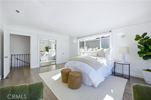 Detail Gallery Image 35 of 46 For 108 Roycroft Ave, Long Beach,  CA 90803 - 4 Beds | 3/1 Baths