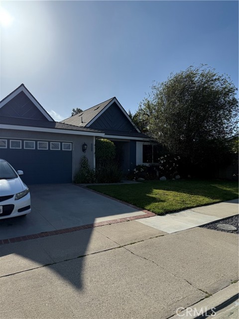 Detail Gallery Image 3 of 39 For 15911 Dundalk Ln, Huntington Beach,  CA 92647 - 3 Beds | 2 Baths