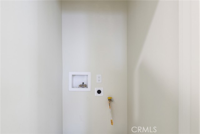 11210 Oak Street, El Monte CA: https://media.crmls.org/medias/3802a892-ba9c-46c2-8f40-11d289f0b143.jpg