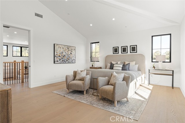 Detail Gallery Image 28 of 51 For 5258 Lemona Ave, Sherman Oaks,  CA 91411 - 4 Beds | 5 Baths