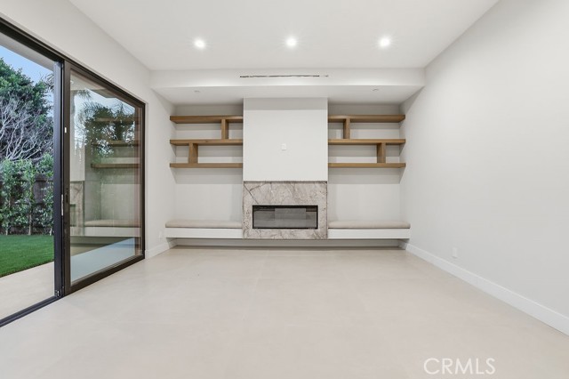 Detail Gallery Image 11 of 21 For 4623 Atoll Ave, Sherman Oaks,  CA 91423 - 5 Beds | 5/1 Baths