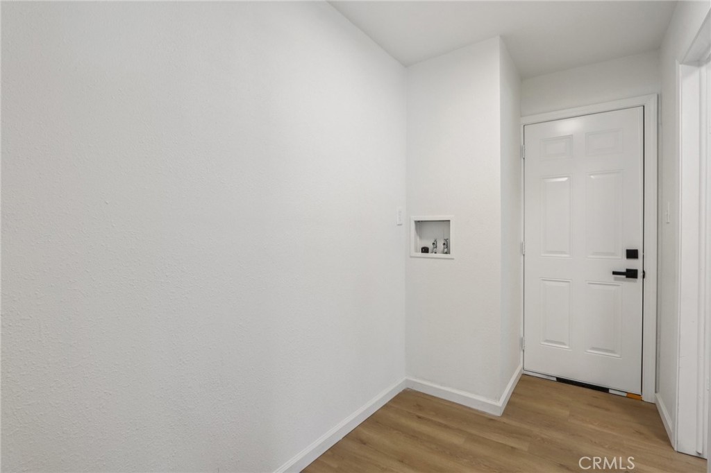 https://media.crmls.org/medias/3802edc0-1781-4343-84cb-11509a10b478.jpg?preset=X-Large