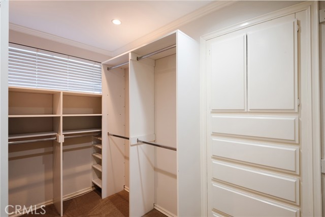 Walk-in Closet