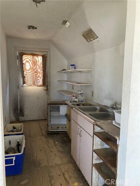 Detail Gallery Image 44 of 52 For 49700 Center Dr, Newberry Springs,  CA 92365 - – Beds | – Baths