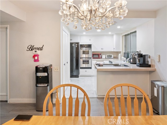 Detail Gallery Image 6 of 24 For 3500 W Manchester #450,  Inglewood,  CA 90305 - 3 Beds | 2 Baths