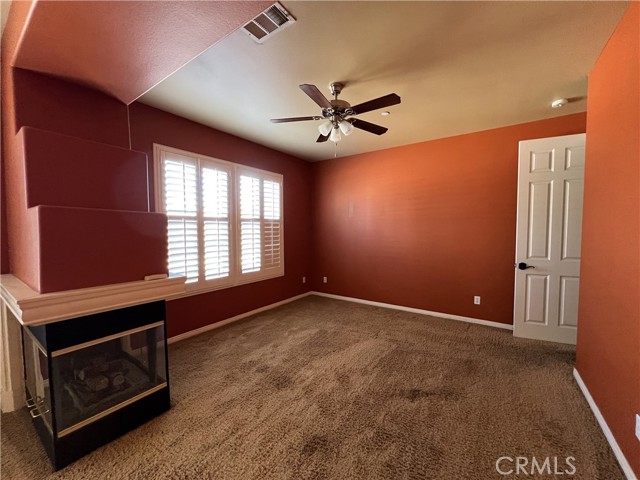 Detail Gallery Image 8 of 26 For 279 Cross Rail Ln, Norco,  CA 92860 - 5 Beds | 4/1 Baths