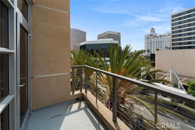 133 The N, Long Beach CA: https://media.crmls.org/medias/380598fb-482a-42e5-8237-1d9ac5384170.jpg