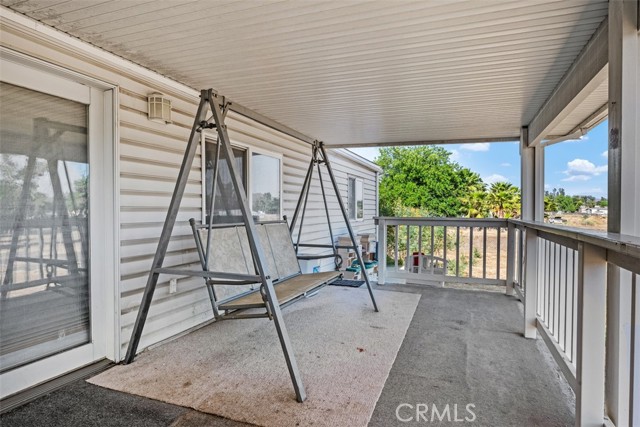 33075 Grand Avenue, Winchester CA: https://media.crmls.org/medias/3805feb0-79da-4c8a-bea2-8f4561f95100.jpg
