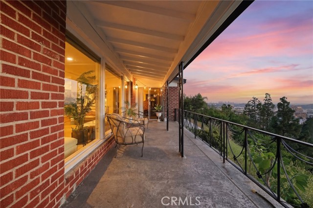 Detail Gallery Image 66 of 75 For 1558 Remah Vista, Glendale,  CA 91207 - 3 Beds | 4/1 Baths