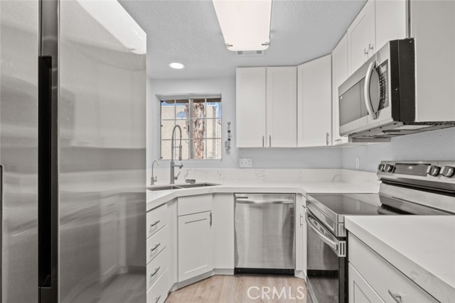 Detail Gallery Image 6 of 38 For 2700 Lawrence Crossley Rd #52,  Palm Springs,  CA 92264 - 2 Beds | 2 Baths