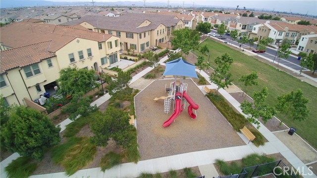 Detail Gallery Image 26 of 27 For 3287 E Wild Horse Privado #4,  Ontario,  CA 91762 - 3 Beds | 2/1 Baths