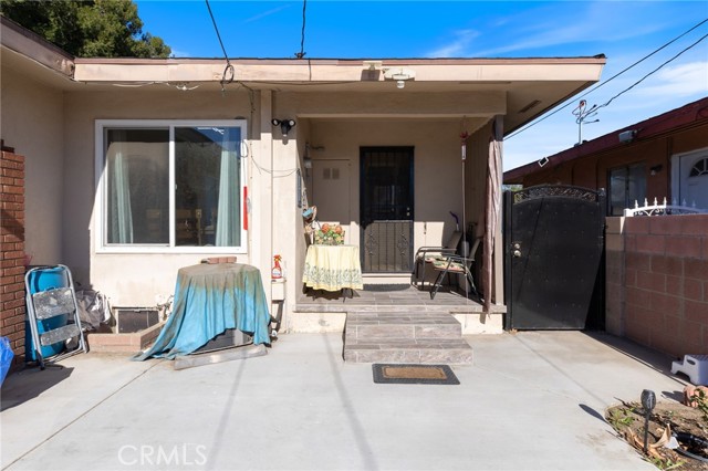 17349 Barbee Street, Fontana, California 92336, 3 Bedrooms Bedrooms, ,2 BathroomsBathrooms,Single Family Residence,For Sale,Barbee,CV25004150