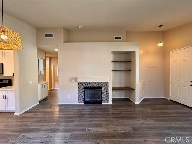Detail Gallery Image 13 of 41 For 31898 Calle Ballentine, Temecula,  CA 92592 - 3 Beds | 2 Baths