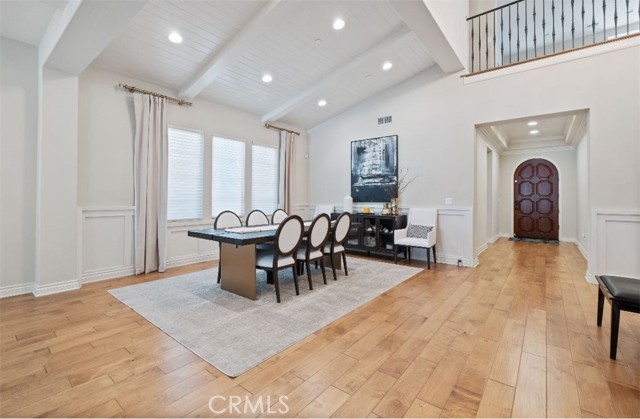 10 Shadybend, Irvine CA: https://media.crmls.org/medias/380a4a3c-057b-48ff-96d2-63a6b20128fe.jpg