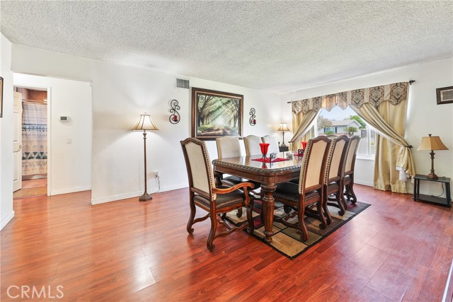 Detail Gallery Image 7 of 39 For 7430 Leucite Ave, Rancho Cucamonga,  CA 91730 - 3 Beds | 2 Baths