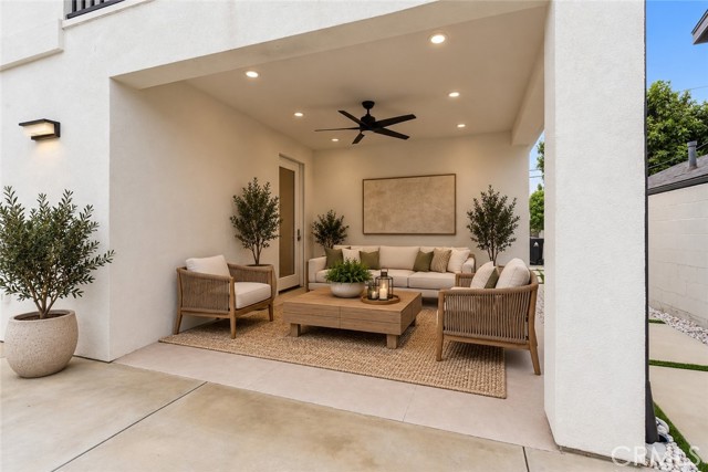 14931 Vose Street photo 30