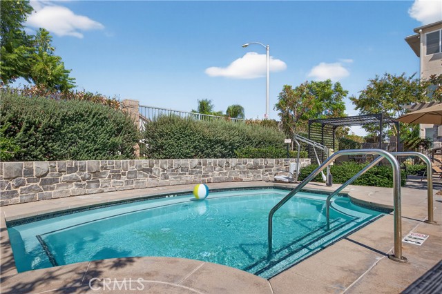 Detail Gallery Image 31 of 38 For 893 Tangelo Way #103,  Corona,  CA 92878 - 3 Beds | 3/1 Baths