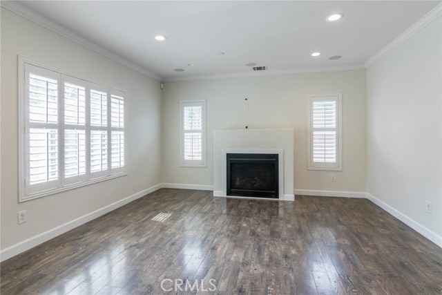 Detail Gallery Image 4 of 20 For 27708 Ferguson Drive, Castaic,  CA 91384 - 5 Beds | 3 Baths