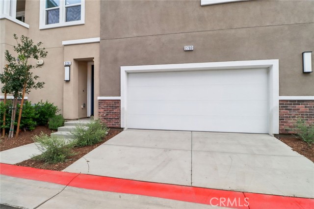 Detail Gallery Image 1 of 29 For 228 Farley Ln, Pomona,  CA 91767 - 2 Beds | 2/1 Baths