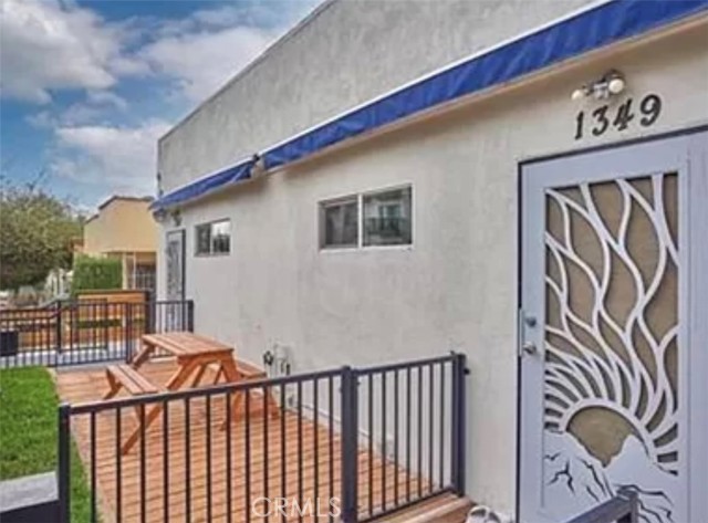 1349 N Formosa Avenue, Los Angeles CA: https://media.crmls.org/medias/380e2987-4fa2-4ad0-97a1-c1a6c2c420be.jpg