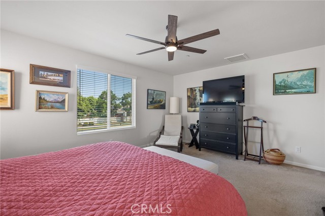 12200 White Rapids Way, Bakersfield CA: https://media.crmls.org/medias/380e93b3-4ca8-4f40-b933-d931f5abb4b7.jpg