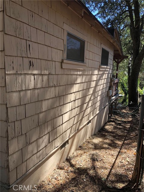 23792 Springwater, Crestline, CA 92325