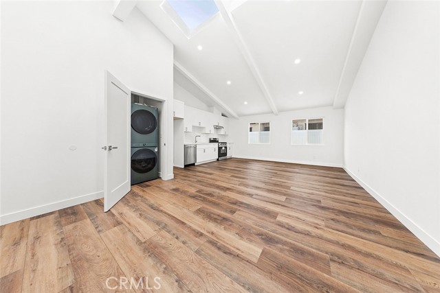 Detail Gallery Image 15 of 58 For 13010 Hartland St, North Hollywood,  CA 91605 - 2 Beds | 1 Baths