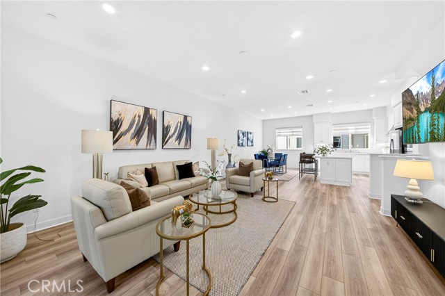 Detail Gallery Image 16 of 60 For 132 Abacus, Irvine,  CA 92618 - 3 Beds | 3/1 Baths