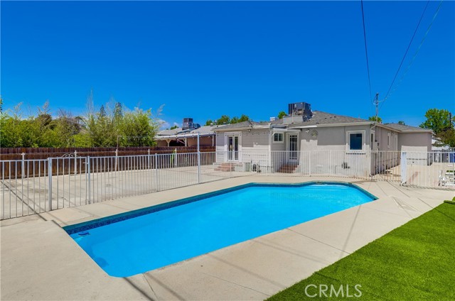 Detail Gallery Image 39 of 39 For 12506 Emelita St, Valley Village,  CA 91607 - 2 Beds | 2 Baths