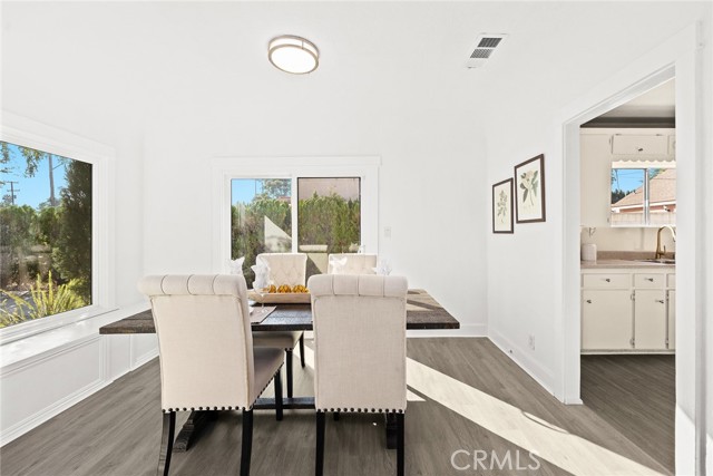 Detail Gallery Image 16 of 30 For 3915 Mountain View Ave, Pasadena,  CA 91107 - 4 Beds | 2 Baths