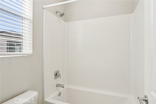 Detail Gallery Image 15 of 59 For 3010 Tallahassee Ln, Simi Valley,  CA 93065 - 3 Beds | 2/2 Baths