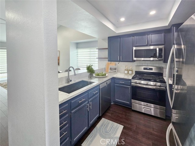 536 Stone Harbor Circle, La Habra CA: https://media.crmls.org/medias/380ff278-933e-4289-a0d1-0d2e4cedd80b.jpg